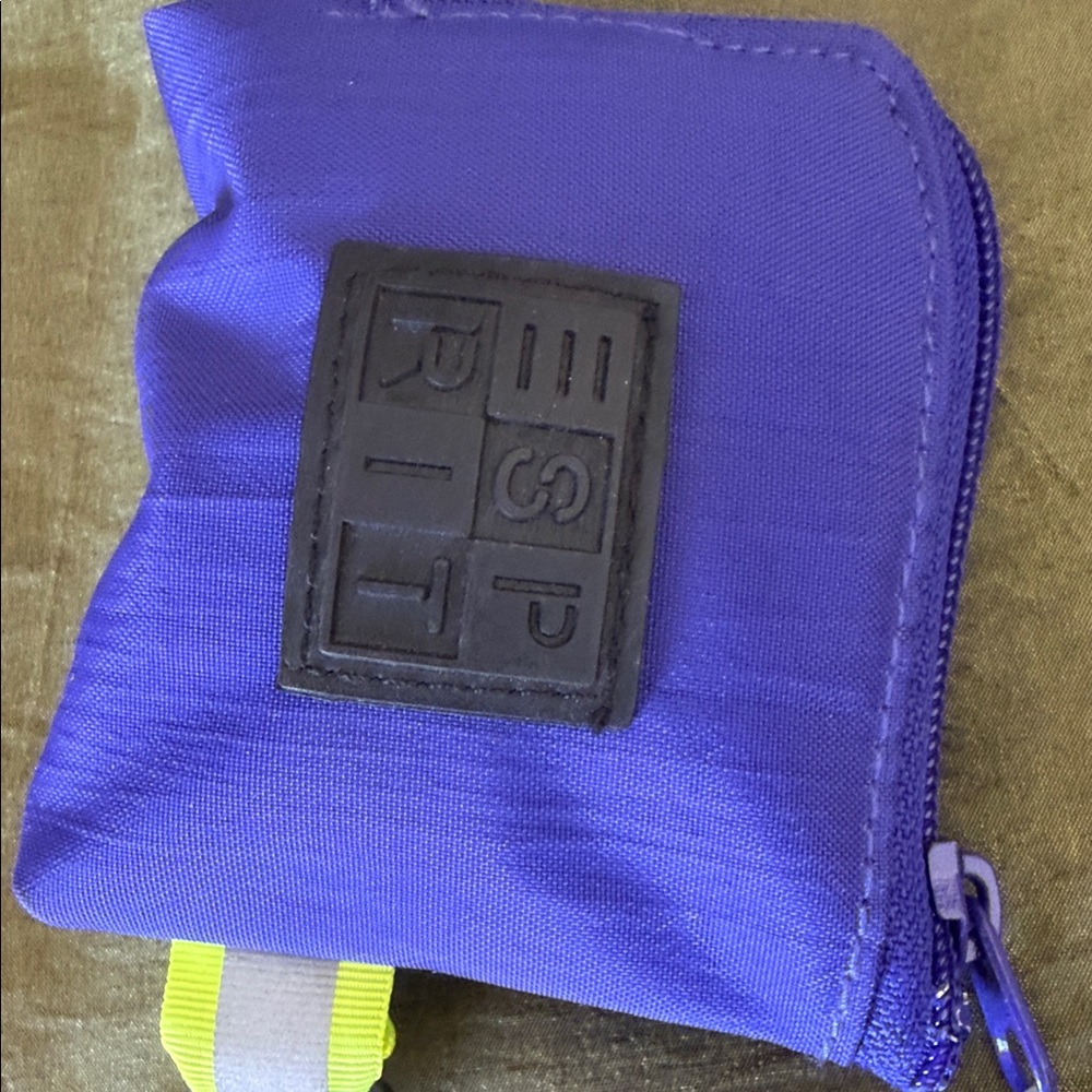 Esprit Purple Coin Pouch with Key Clip - Picture 10 of 11